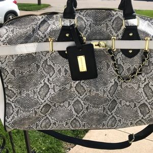 Steve Madden Overnight bag